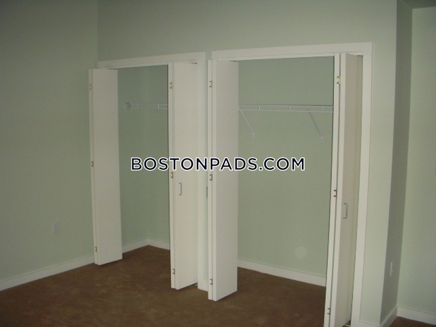 North Andover - $2,825+ /month