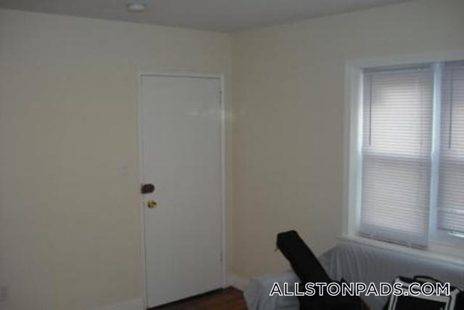 Boston - $2,150 /mo