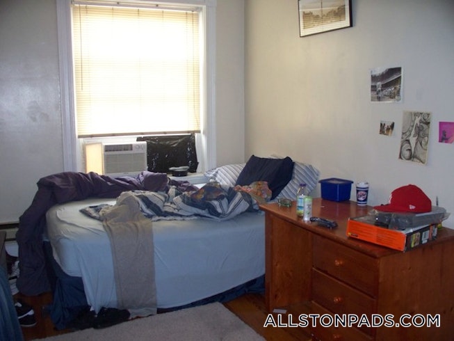 Boston - $2,150 /mo