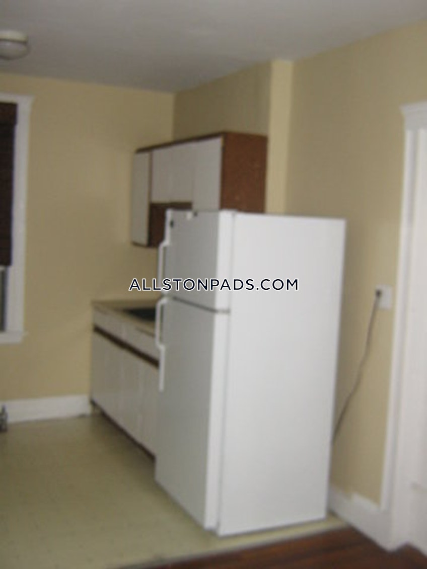 Boston - $1,675 /month