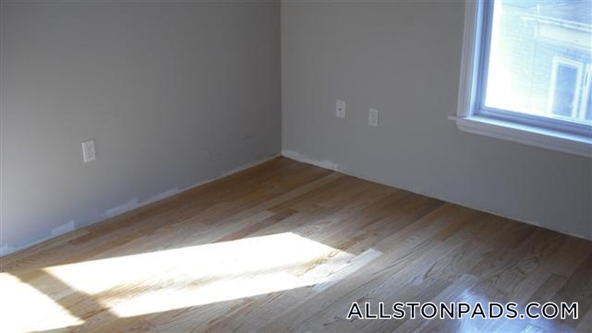 Boston - $6,000 /month