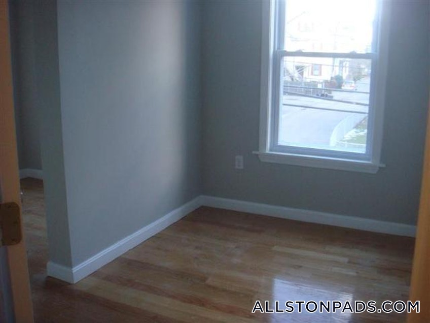 Boston - $6,000 /month