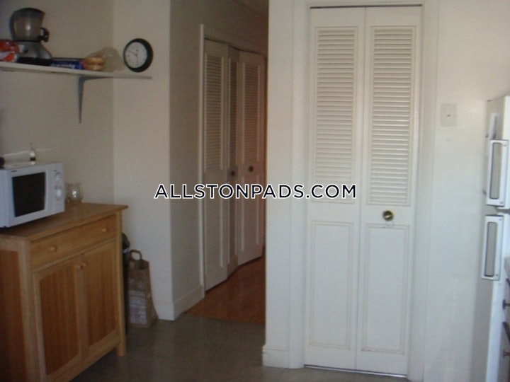 allston-apartment-for-rent-studio-1-bath-boston-2100-4590048 