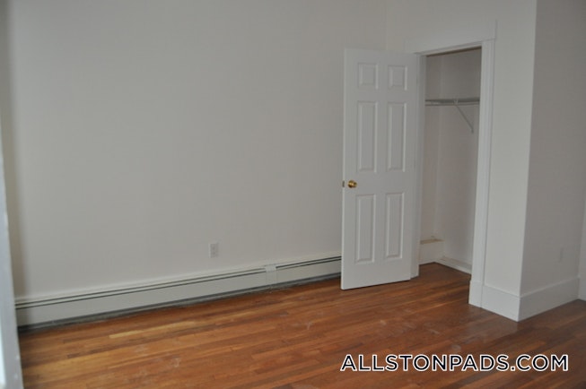 Boston - $5,000 /mo