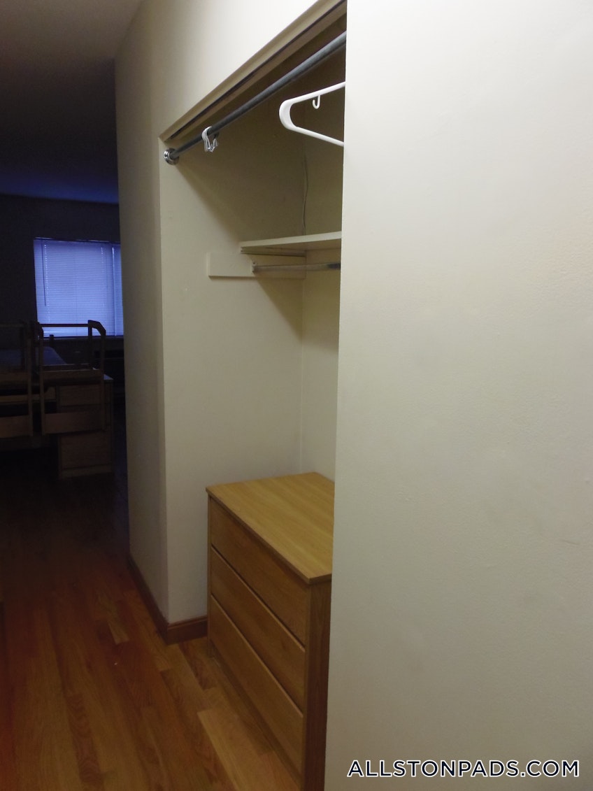 Boston - $2,150 /month