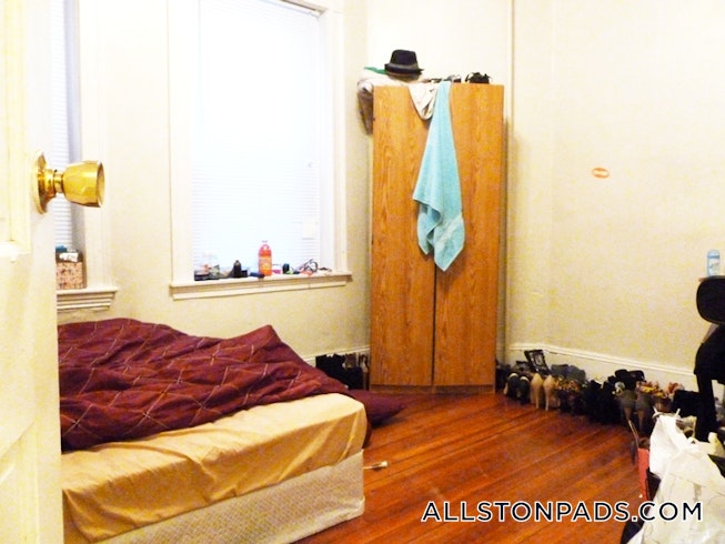 Boston - $2,150 /mo