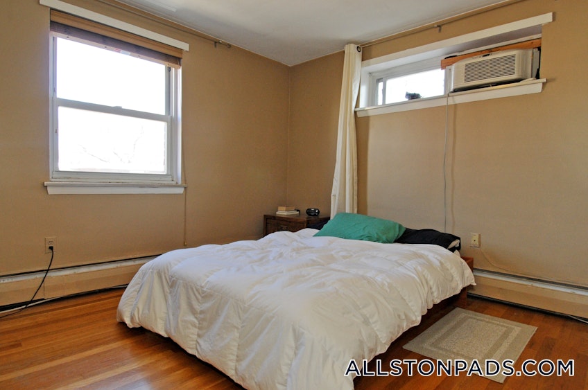 Boston - $2,650 /month