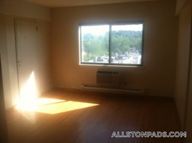 Boston - $2,150 /mo