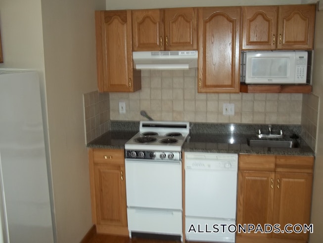 Boston - $2,150 /mo