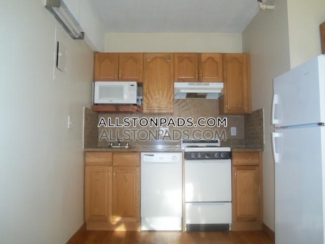 Boston - $1,795 /mo