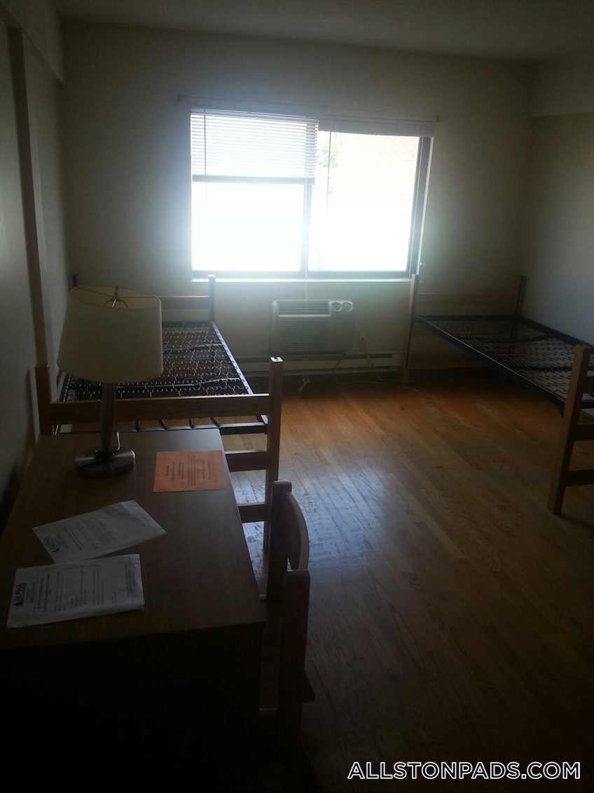 Boston - $2,150 /month