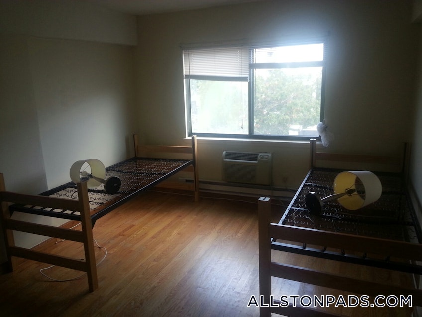 Boston - $2,150 /month