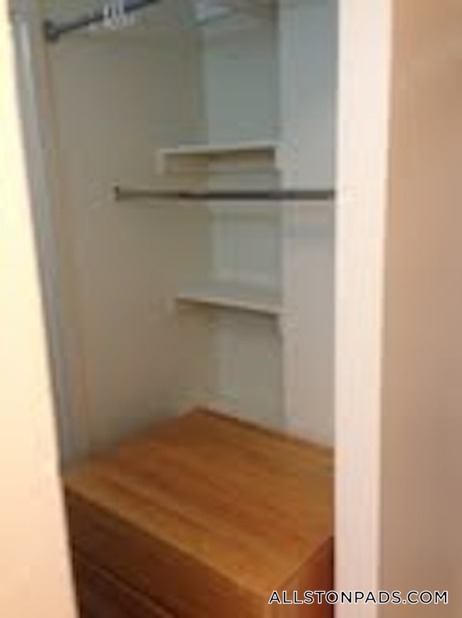 Boston - $2,150 /mo