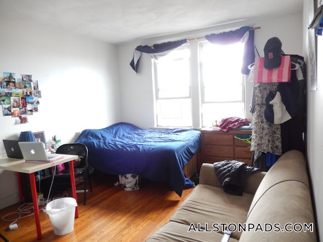 Boston - $2,300 /mo