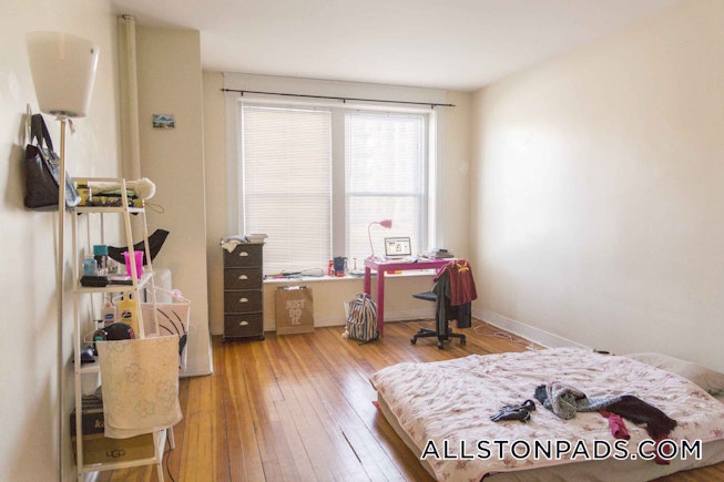 Boston - $3,800 /mo