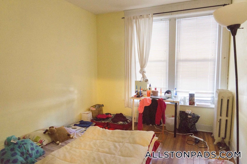 Boston - $3,800 /month