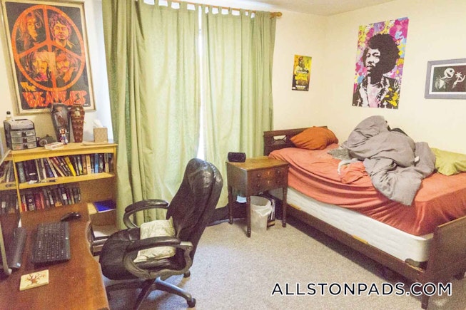 Boston - $2,850 /mo