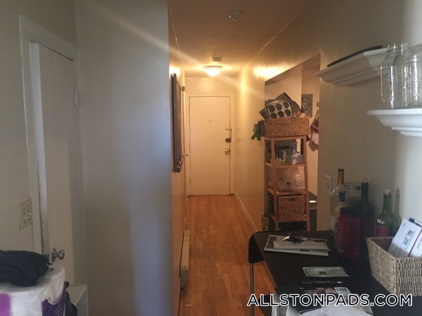 Boston - $3,400 /month