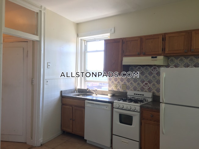 Boston - $1,825 /mo