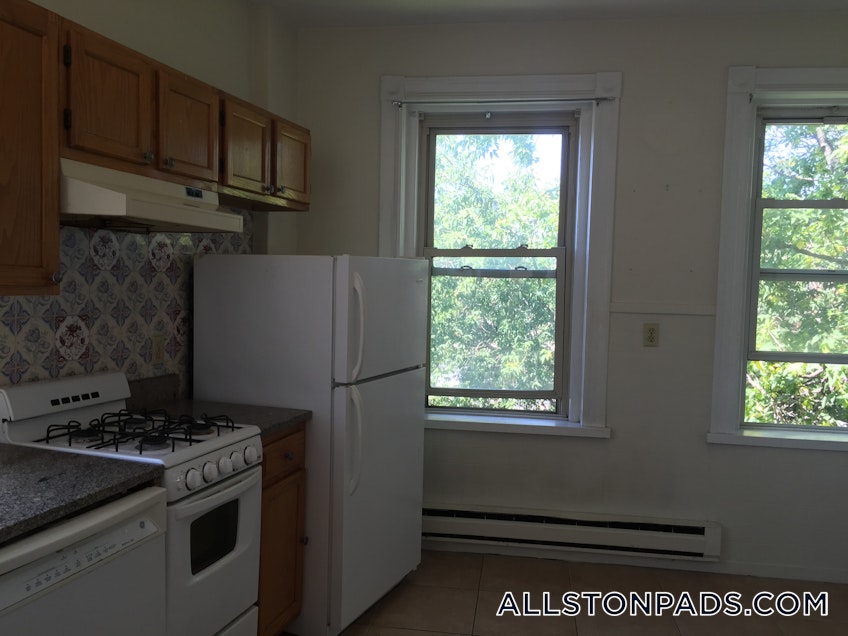 Boston - $2,050 /month