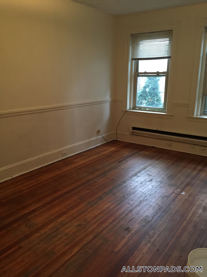 Boston - $2,150 /month