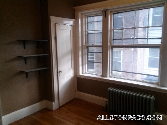 Boston - $2,150 /mo