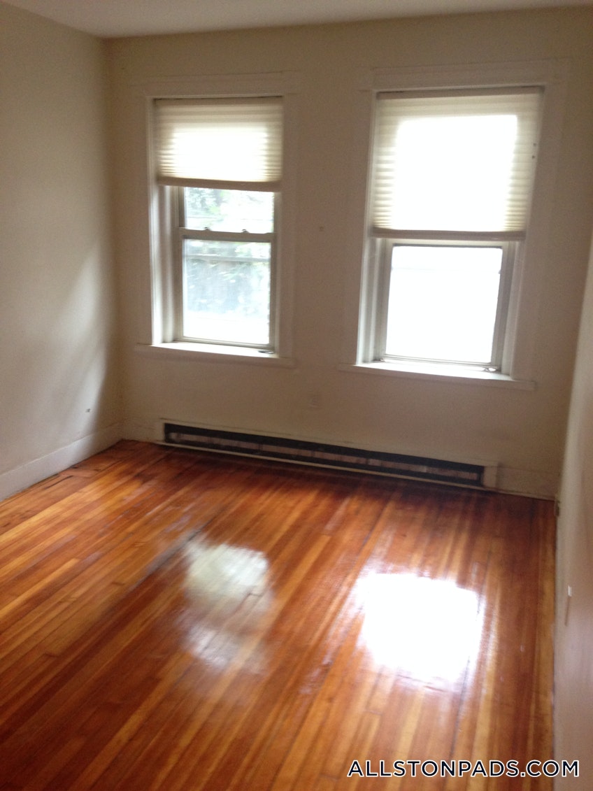 Boston - $2,150 /month