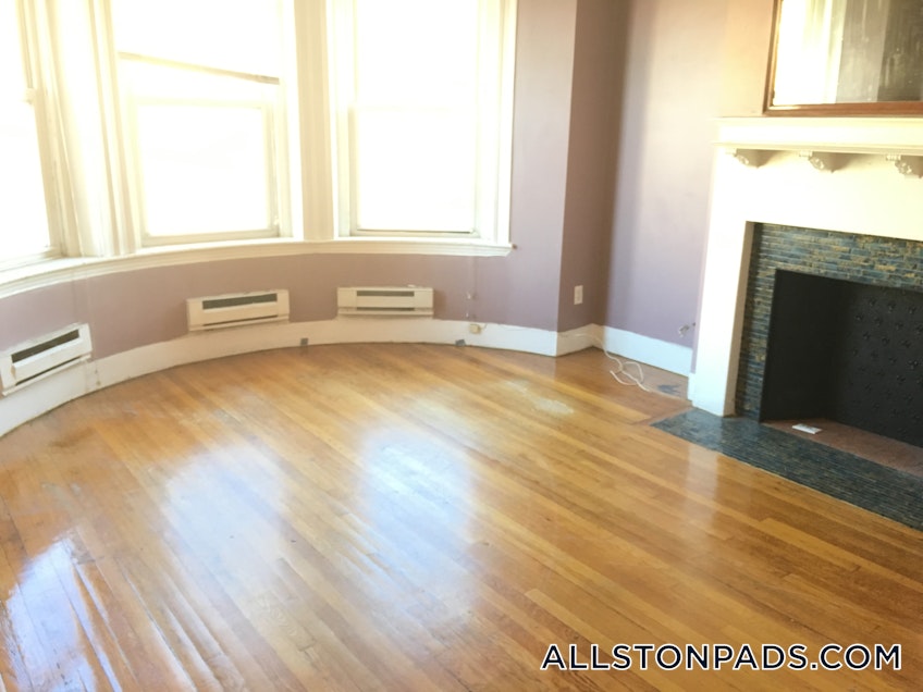 Boston - $2,150 /month