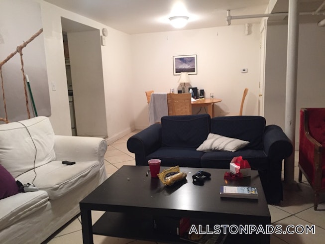 Boston - $4,000 /mo