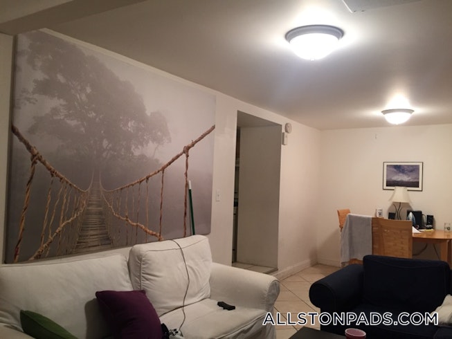 Boston - $4,000 /mo