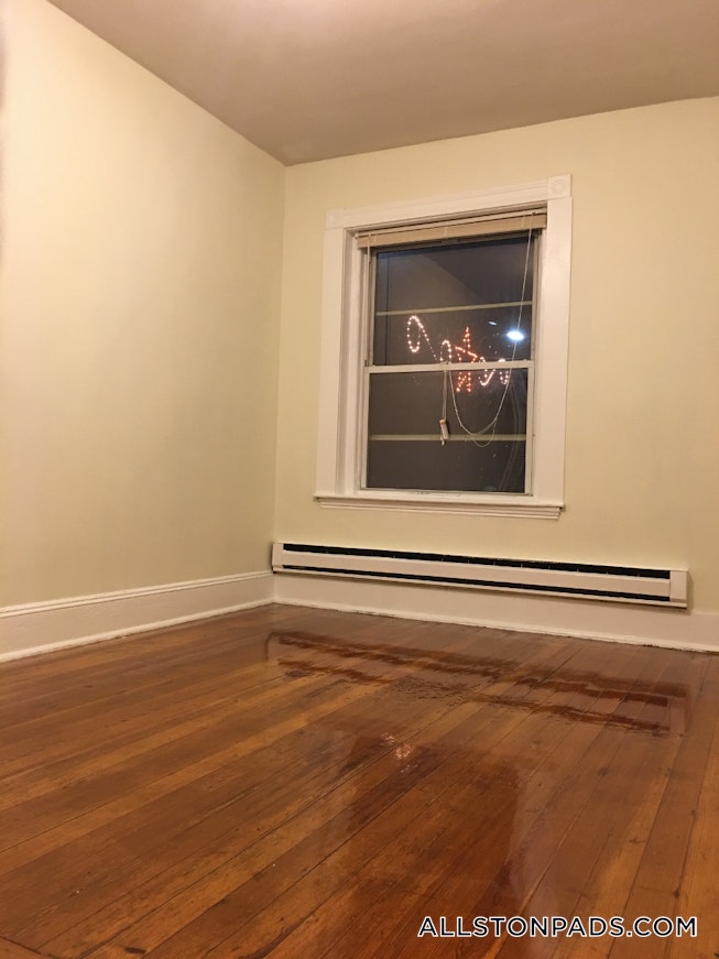 Boston - $2,150 /mo