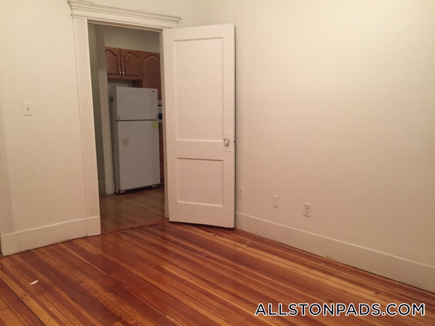 Boston - $3,150 /month