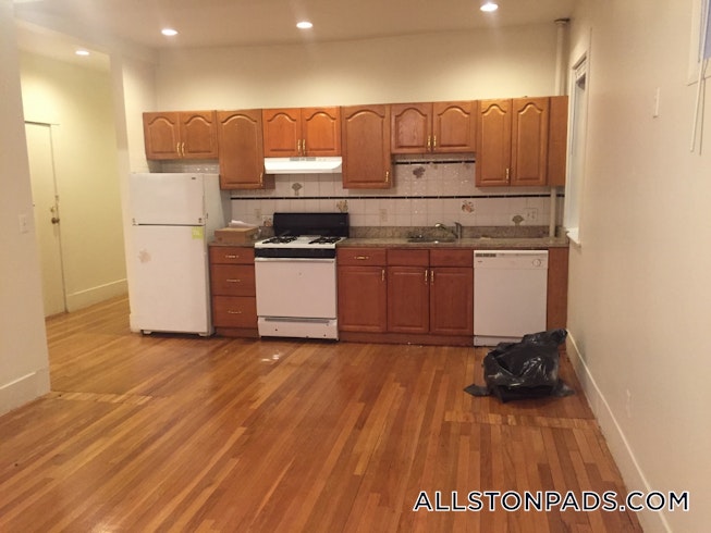 Boston - $3,150 /mo