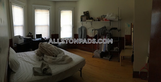 Boston - $3,700 /mo