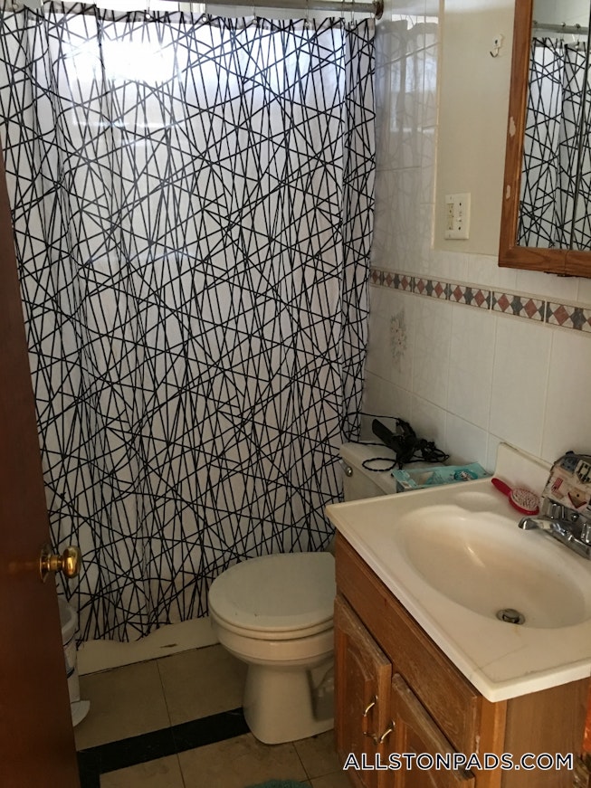 Boston - $3,900 /mo