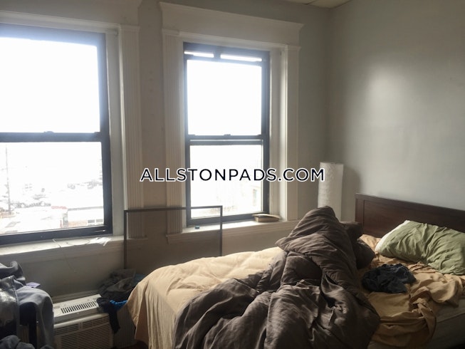 Boston - $4,750 /mo