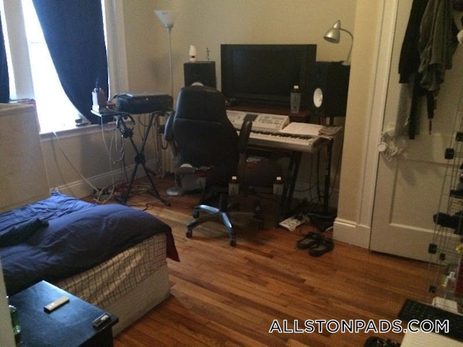 Boston - $3,150 /mo