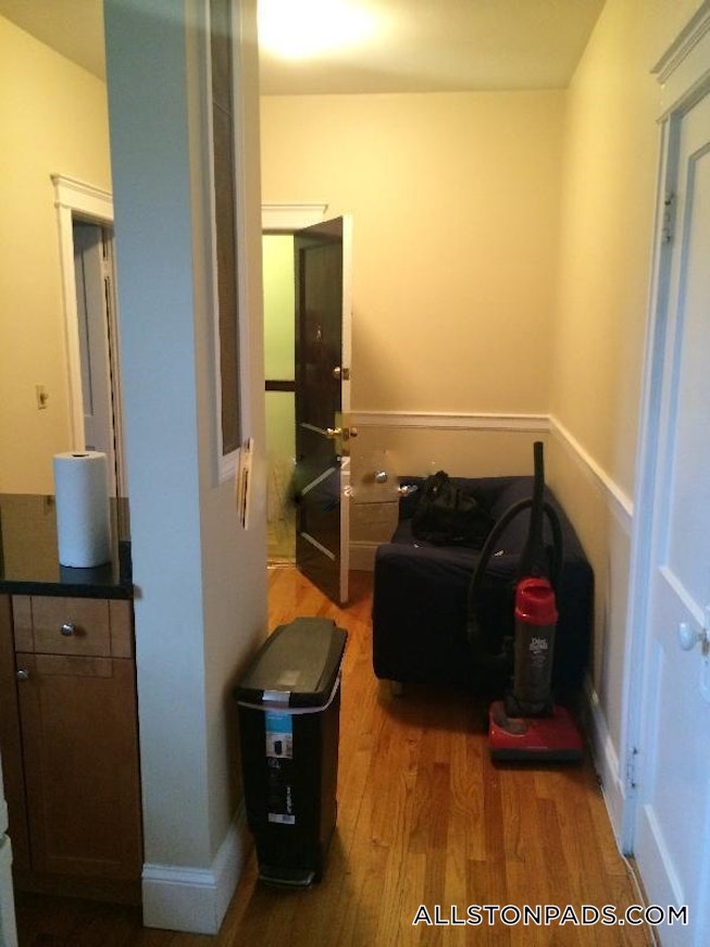 Boston - $3,150 /mo