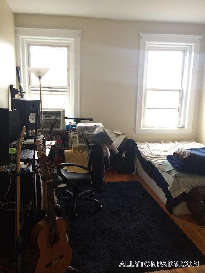 Boston - $3,150 /mo