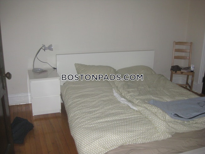 Boston - $1,950 /mo