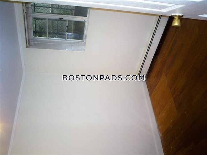 Gordon St. Boston picture 9