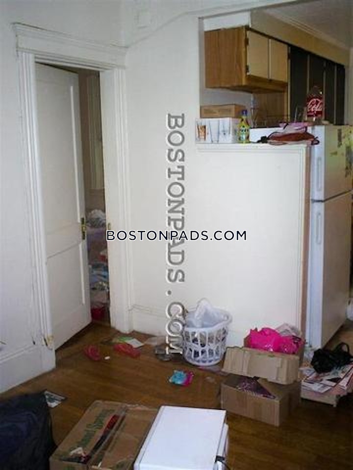 Gordon St. Boston picture 18