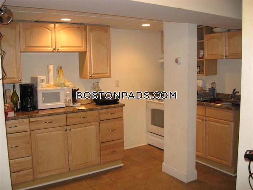 Boston - $2,000 /month