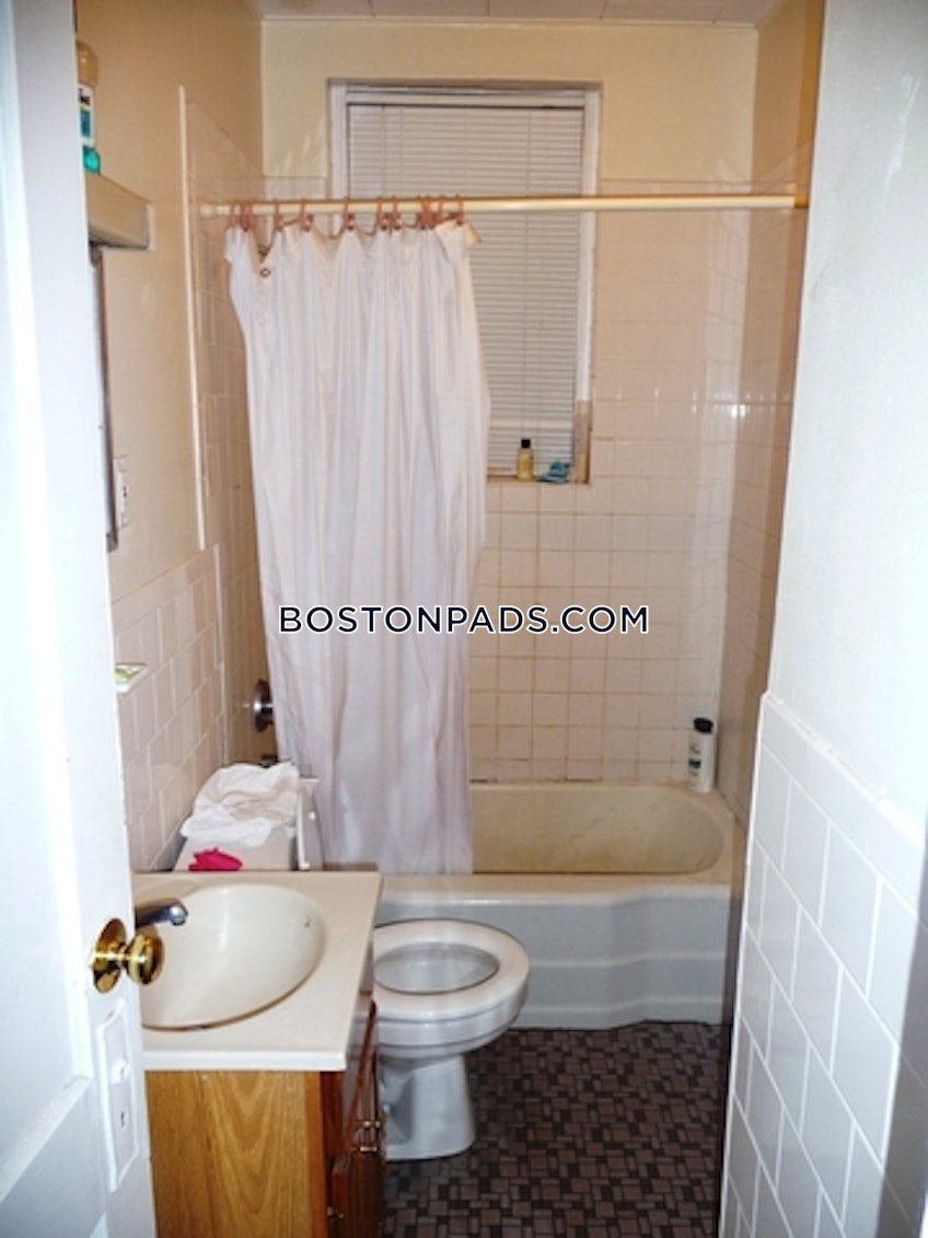 Boston - $2,500 /month