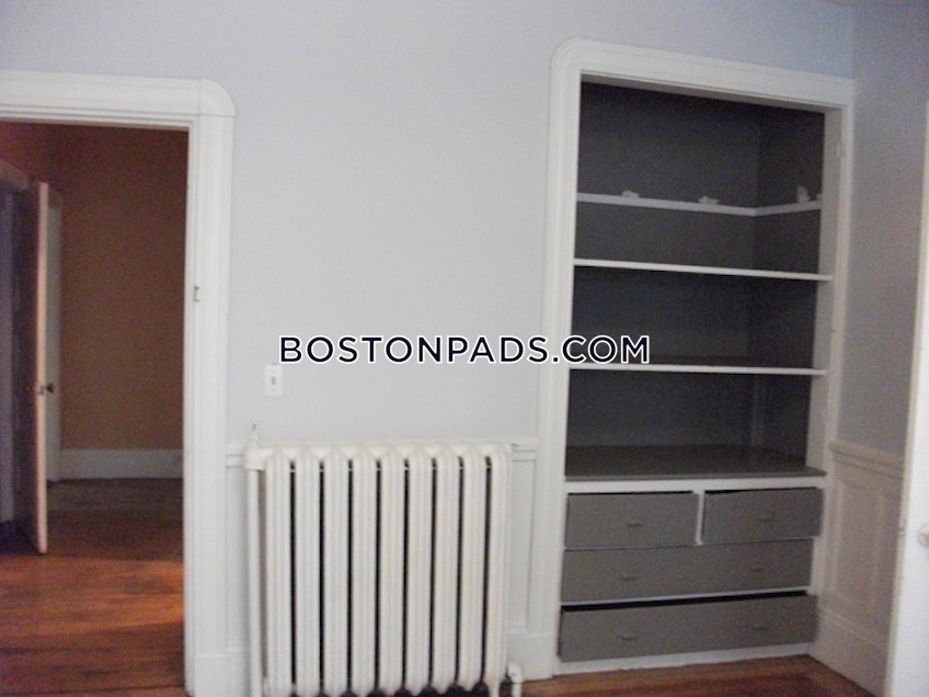 Boston - $3,495 /month