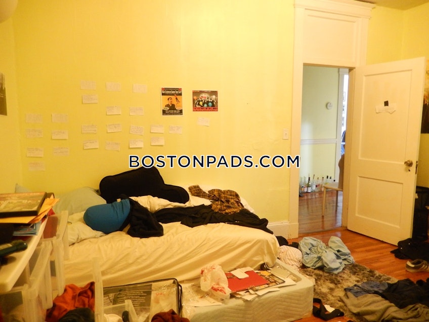 Boston - $2,375 /month