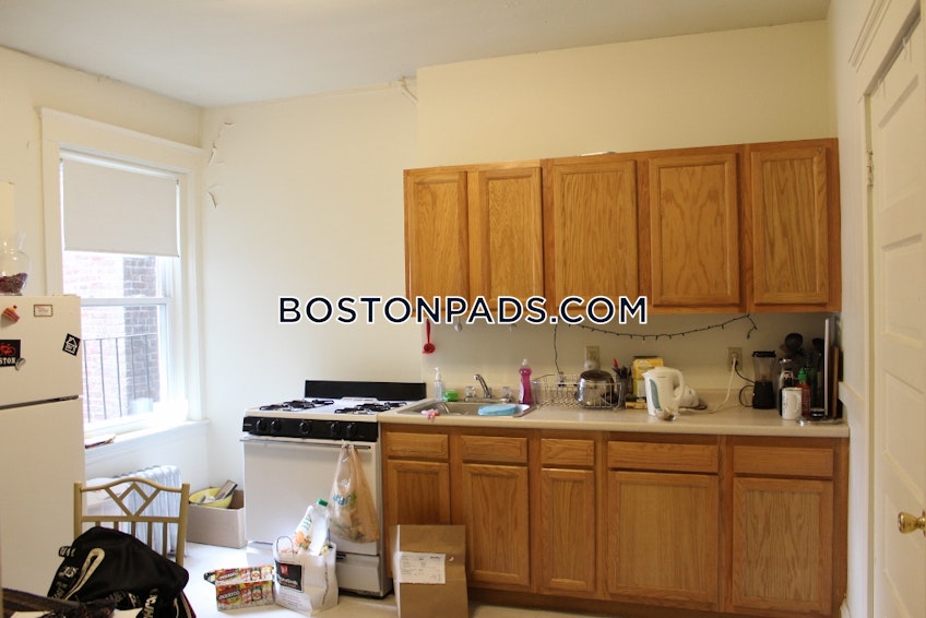 Boston - $2,625 /month