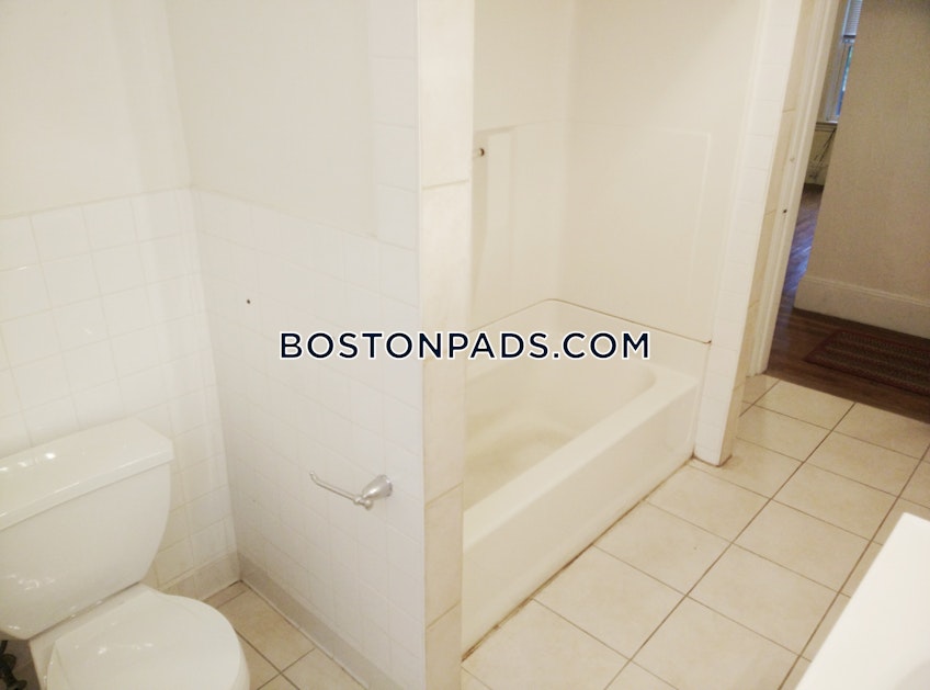 Boston - $2,250 /month