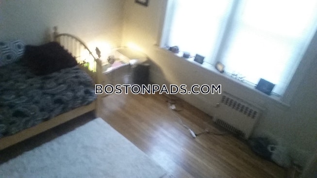 Boston - $2,100 /mo