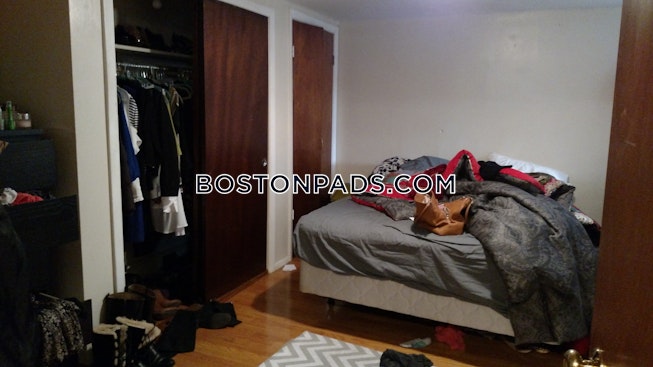 Boston - $2,500 /mo